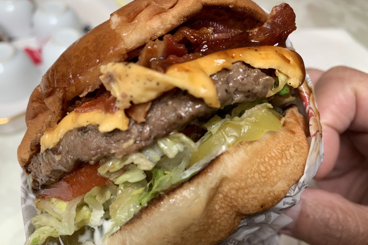Habit Burger & Grill, Fountain Valley, CA