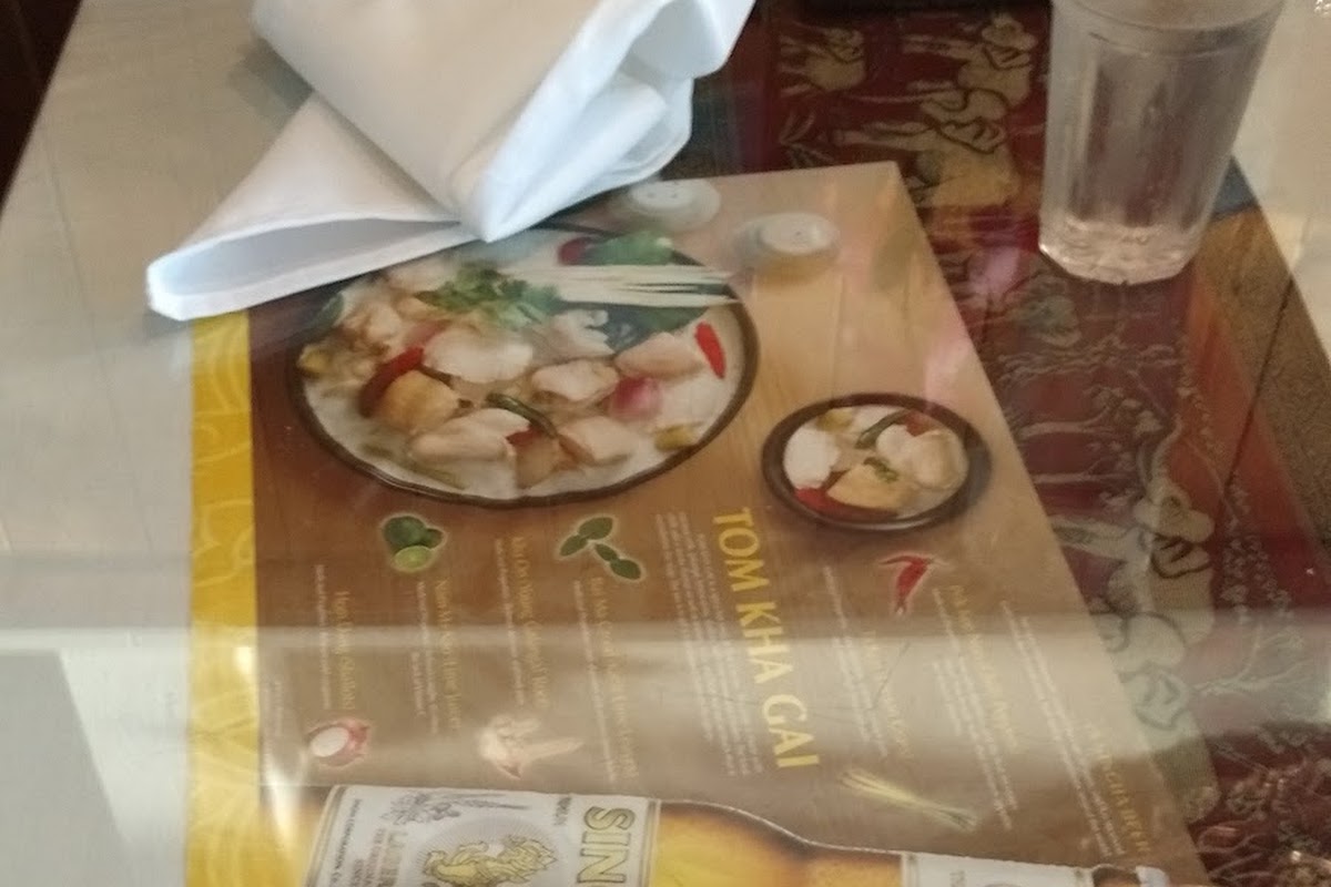PHUKET THAI - Huntington Beach