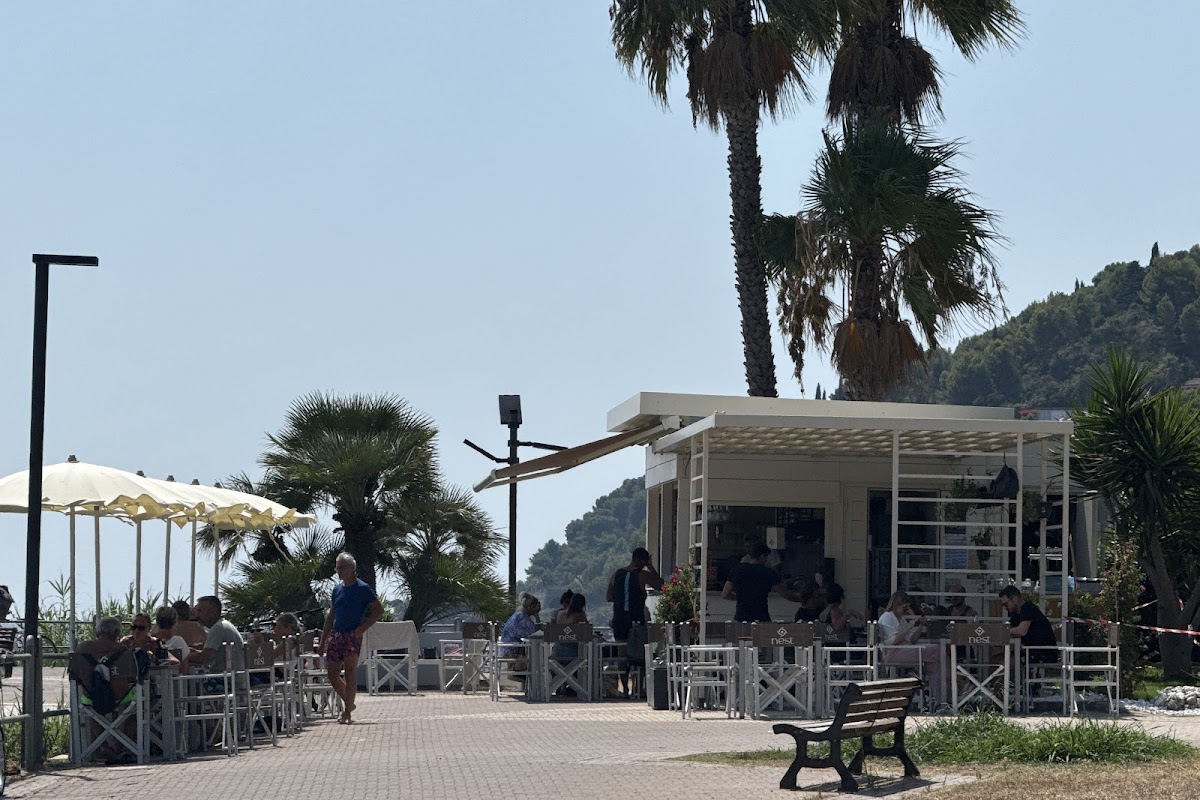 nest summer bar Andora