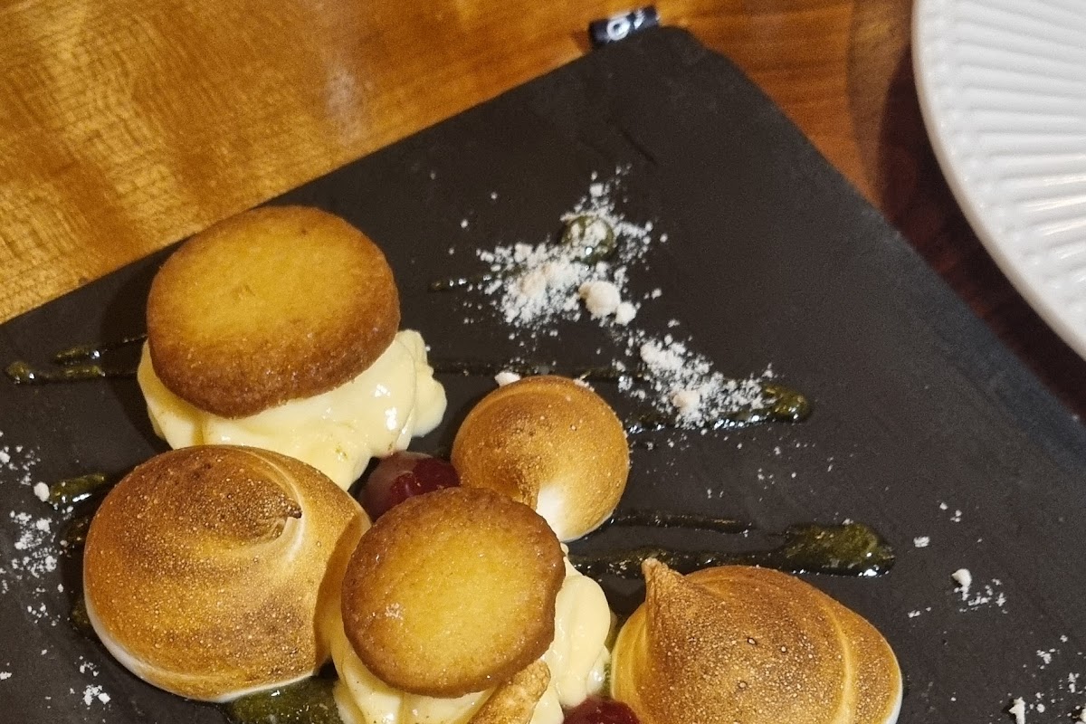 ARO I ÈN RESTAURANT