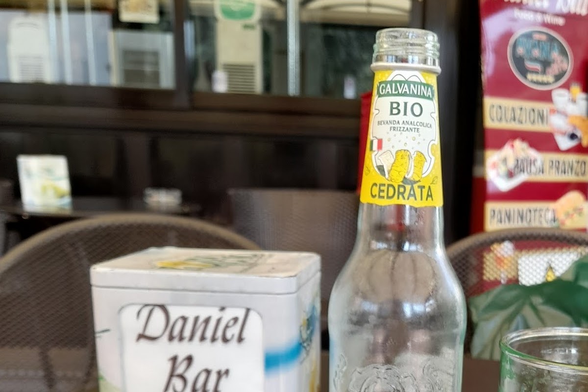 Bar Daniel