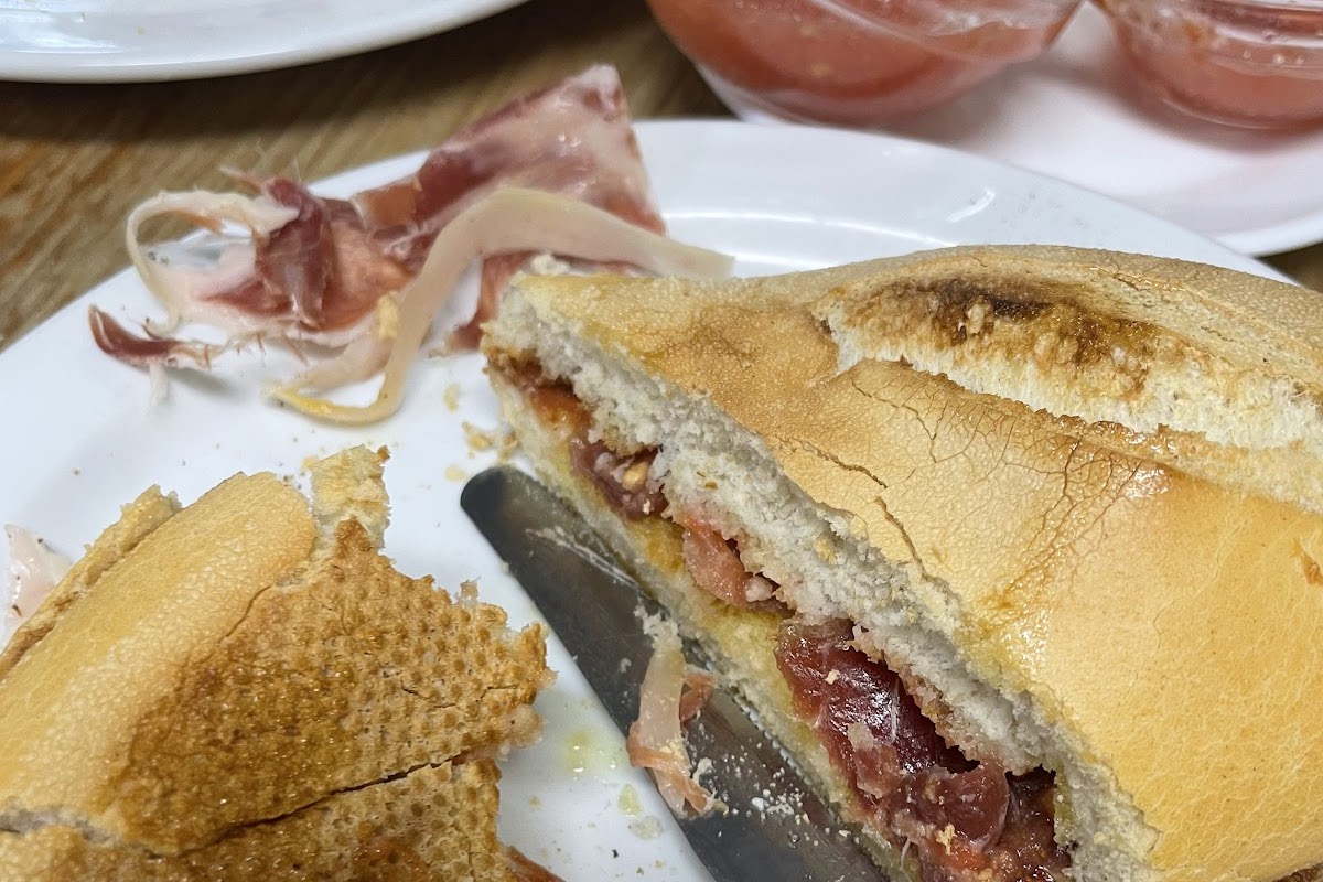 Nueva Andalucía I Hostal Restaurante