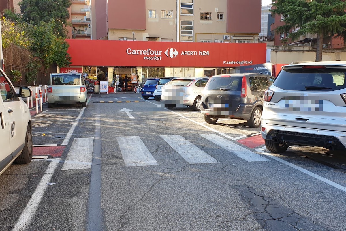 Carrefour Market - Piazzale degli Eroi