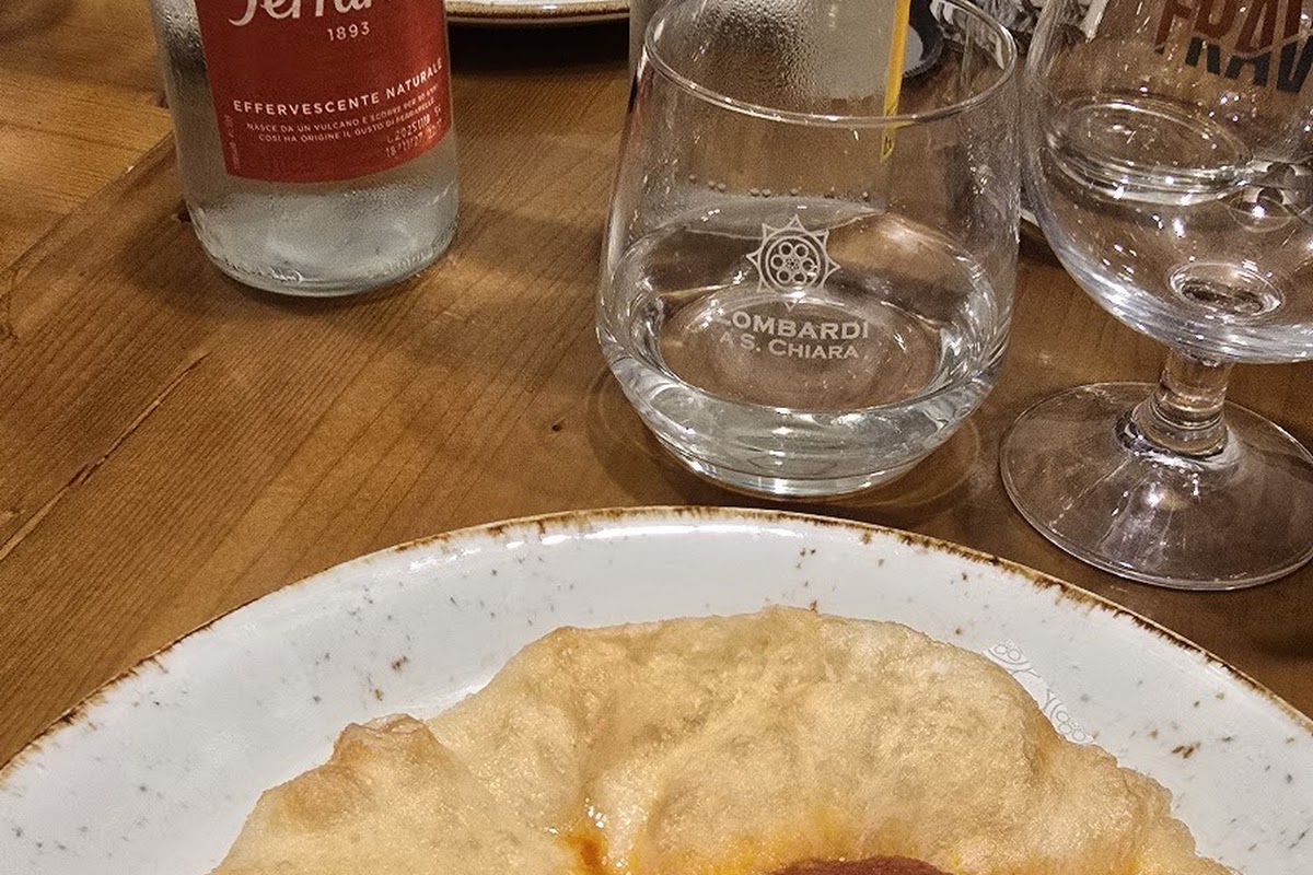 Lombardi a Santa Chiara - Pizza e Cucina dal 1922