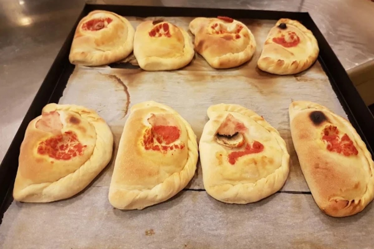 Golden Pizza