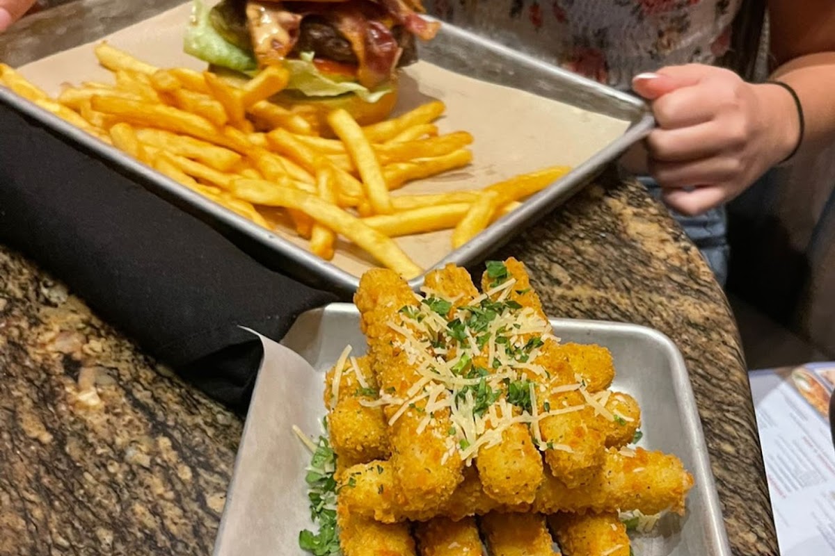 BJ's Restaurant & Brewhouse - Shenandoah