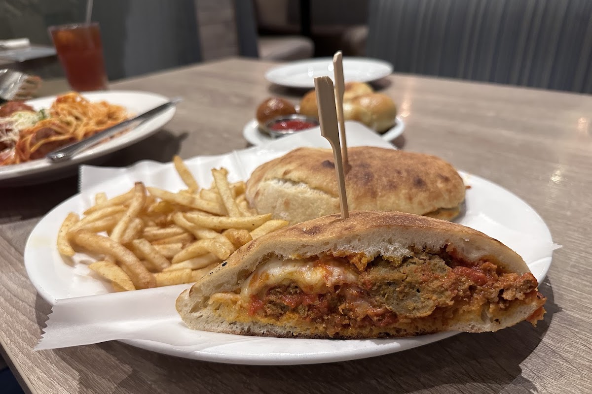 Pizza Nova - Point Loma