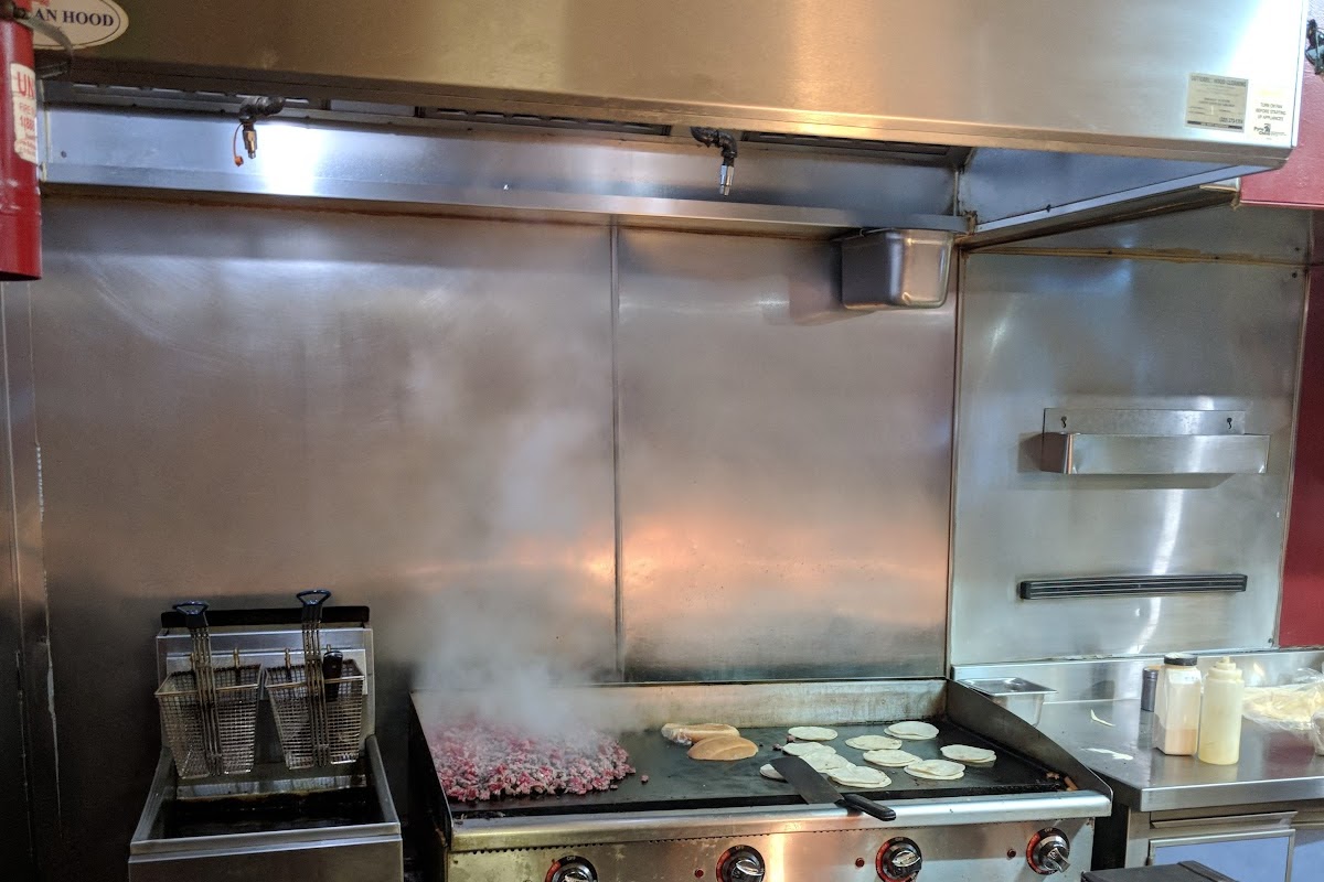 Victoria's Tacos & Grill