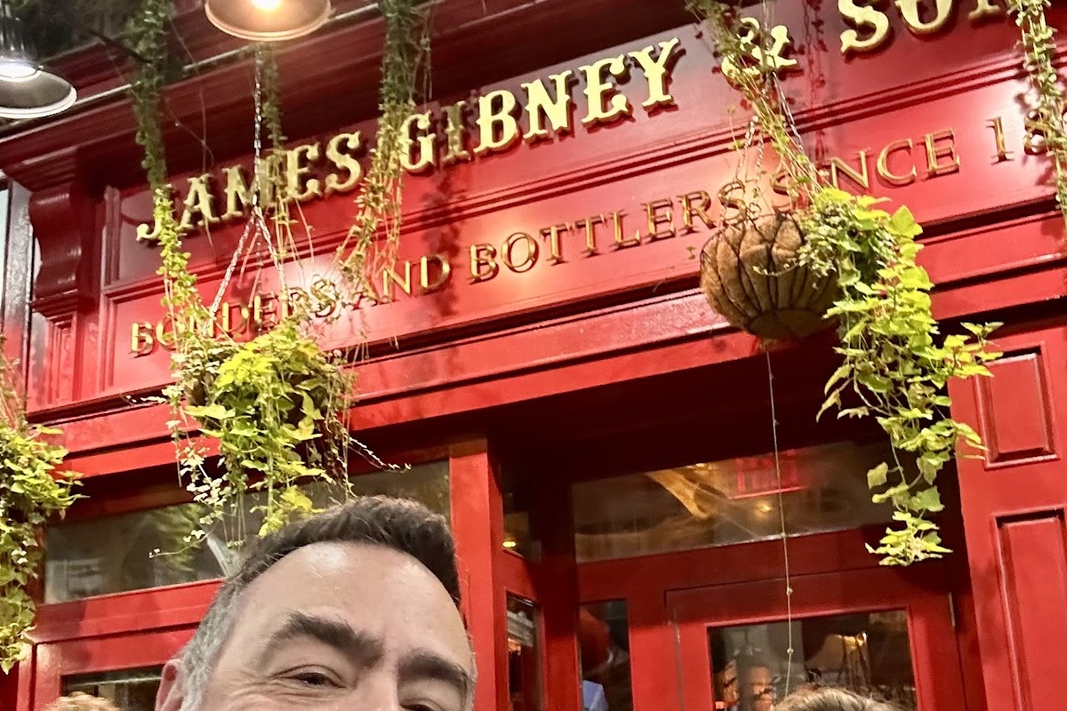 Gilbey's of Astoria