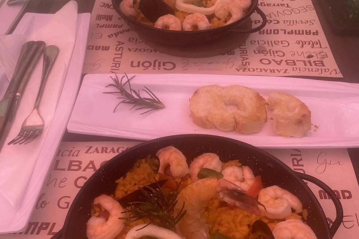 Paella & Parrilla