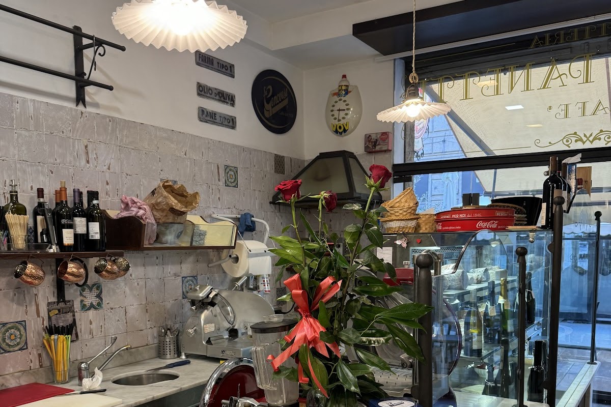 Bar gotti e panetti, Liguria, Italy