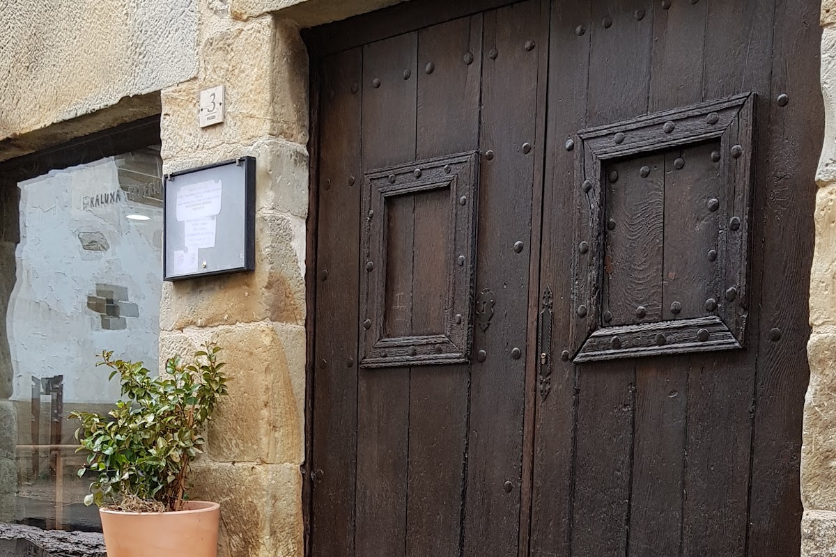 Kaluxa Jatetxe / Taberna