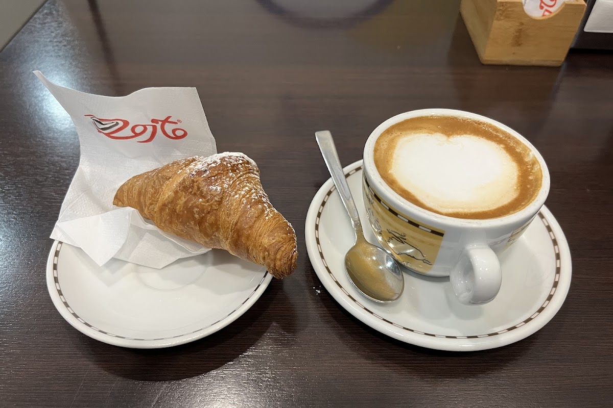 Petit bar