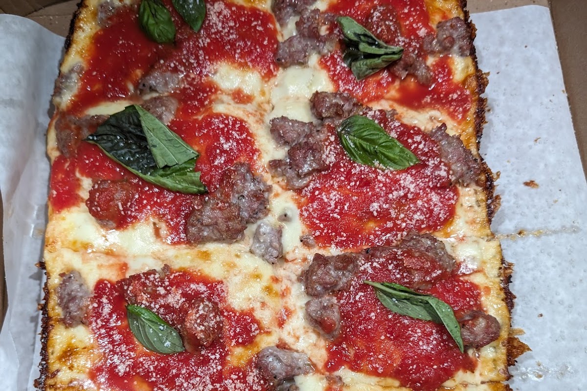 Tori T's Pizzeria, Malverne, NY