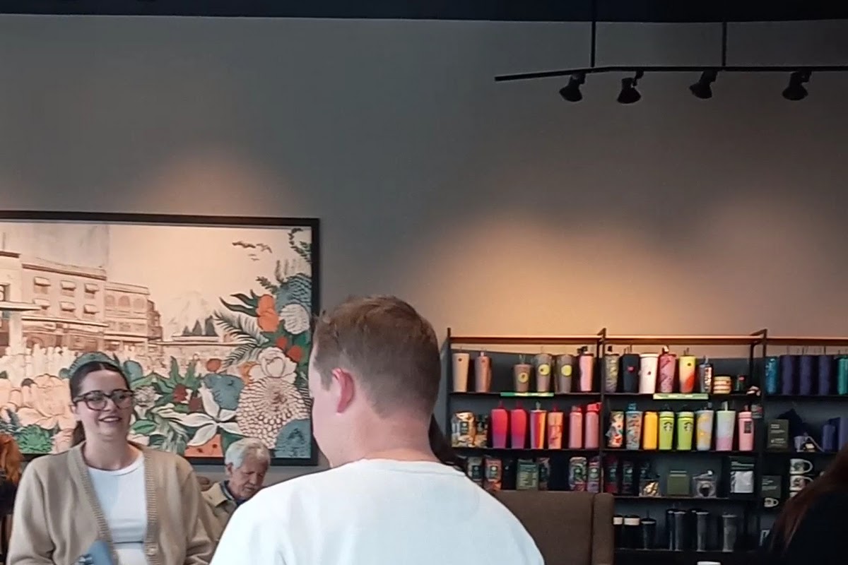 Starbucks, Bellevue Commons, CA
