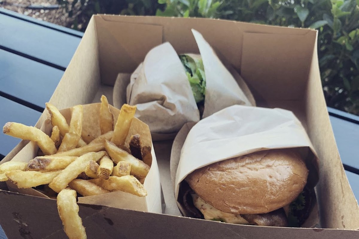 Burger & Cream