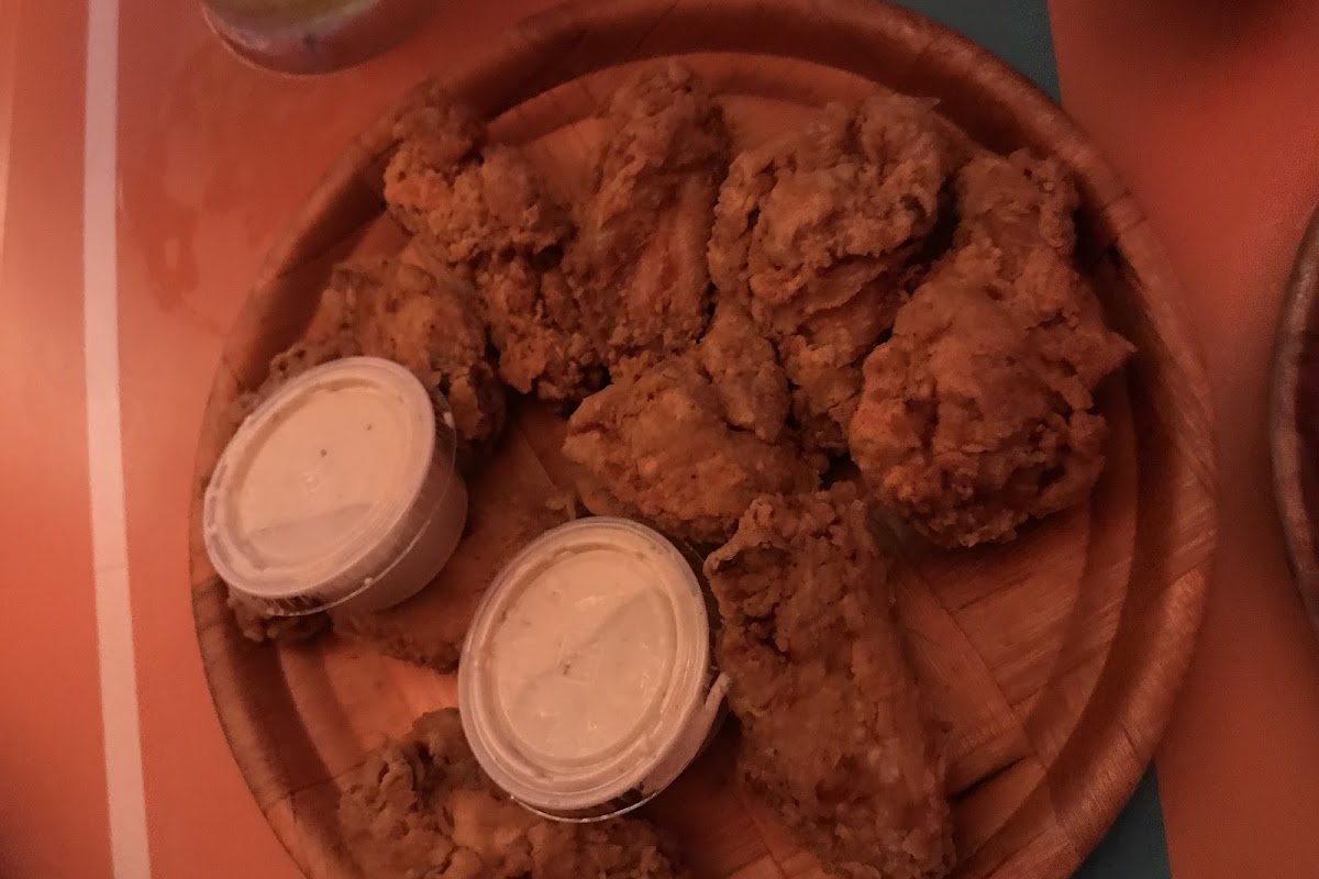 Hooters