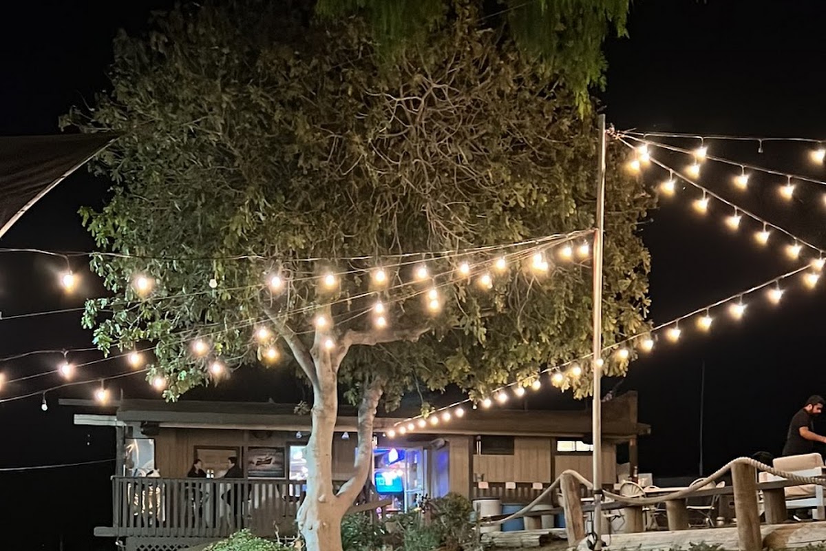 Mountain House Bar, Tracy, CA