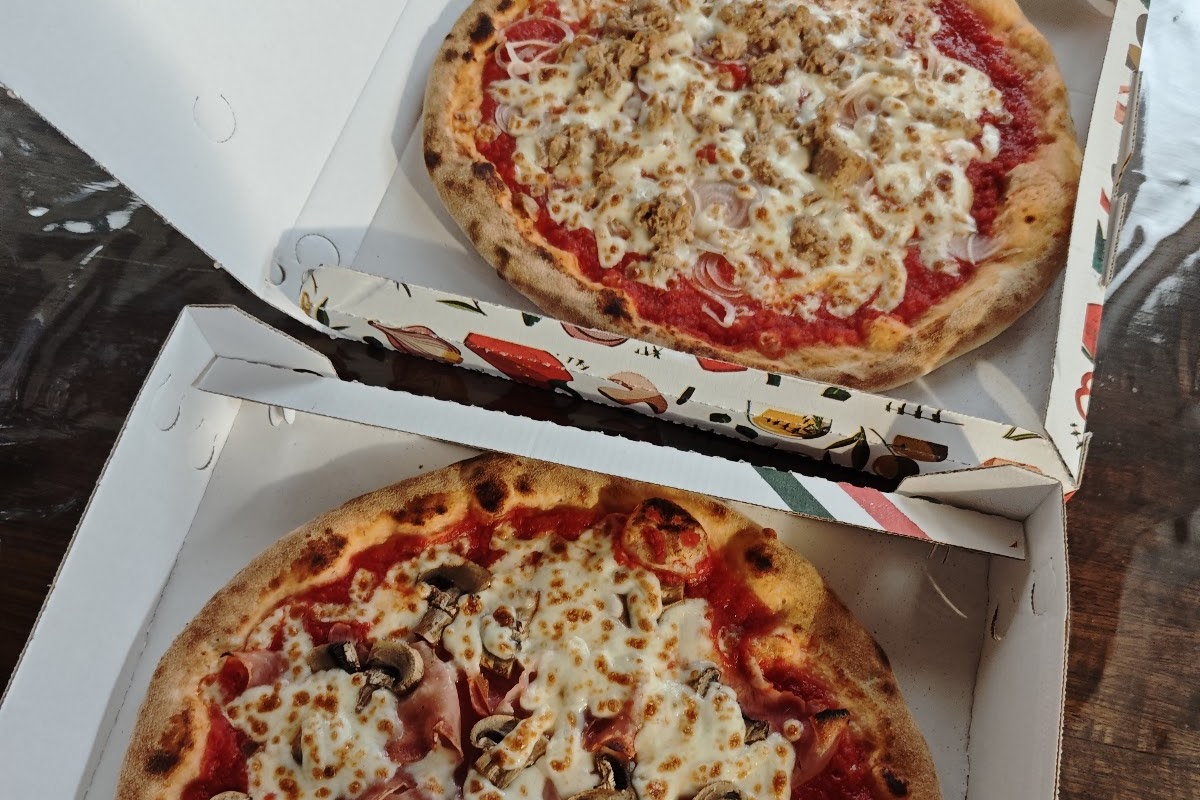 Pizzeria La Lanterna