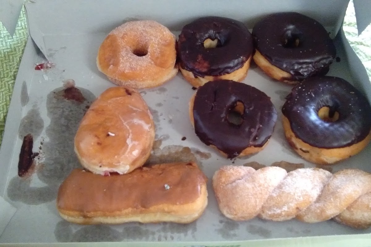 Yum Yum Donuts