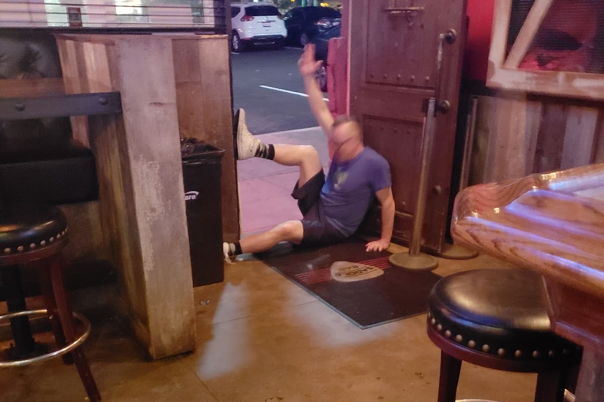 Saddle Bar