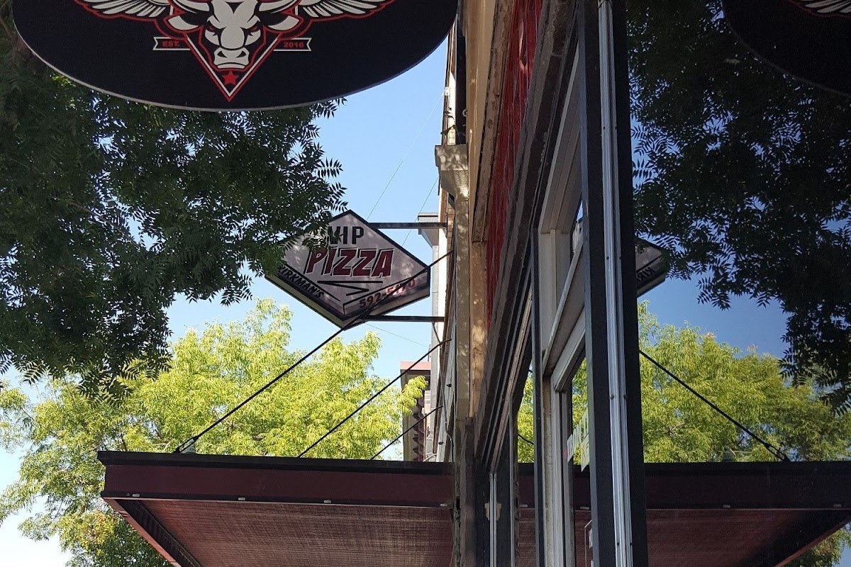 Kirkman's VIP Pizza, Exeter, CA