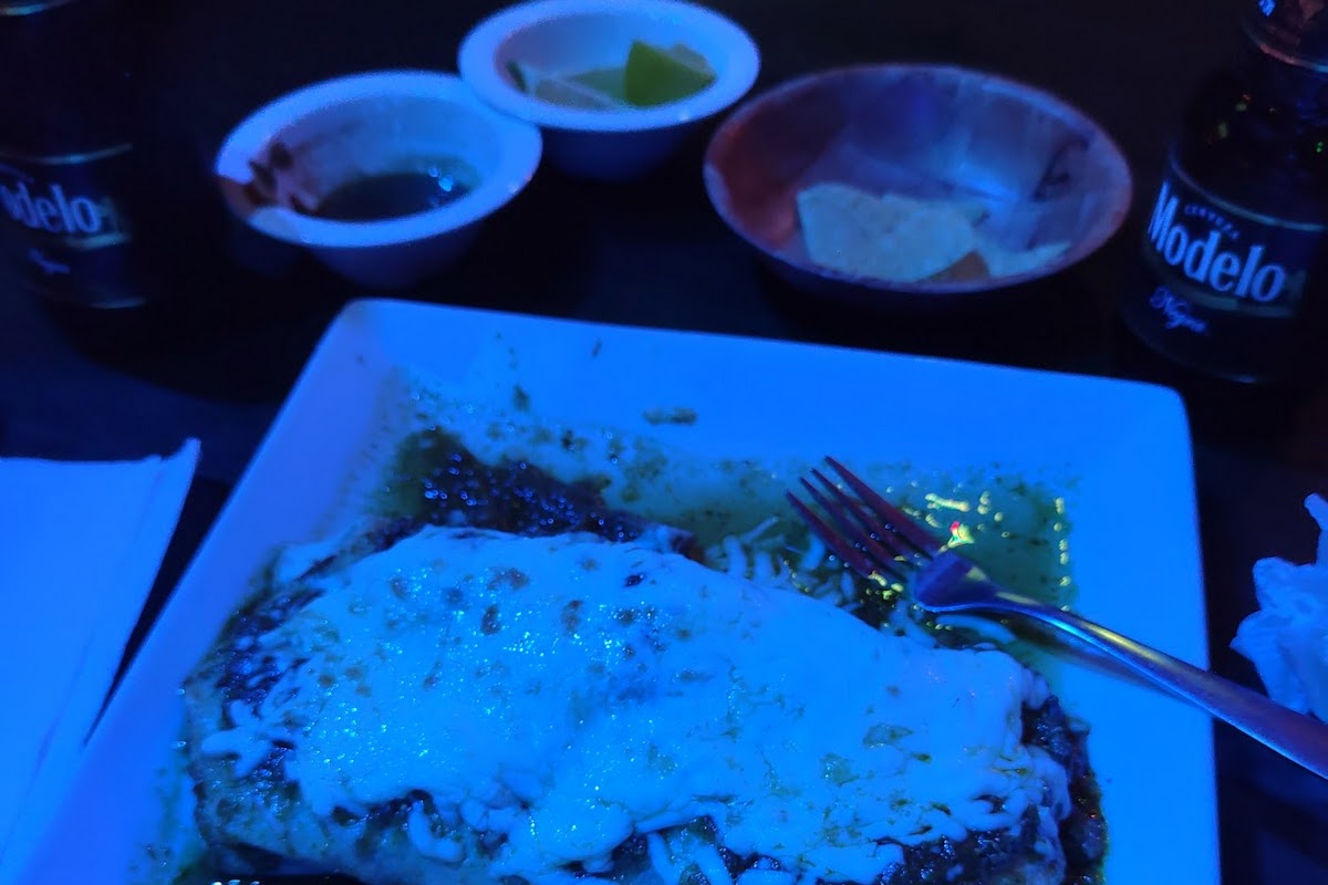 El Tapatio Dos Mexicanos Grill