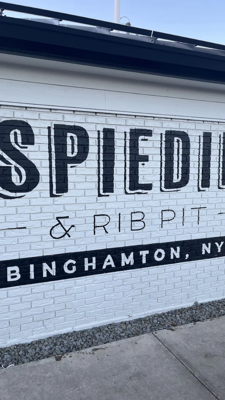 Los restaurantes mejor valorados de Binghamton (4.6★)