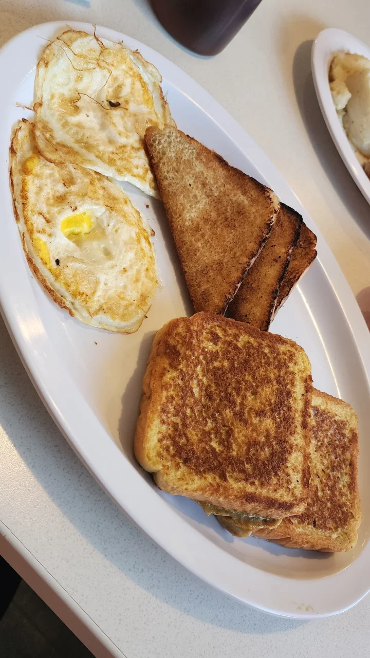 Comer bien y barato en Watertown: guía con precios reales