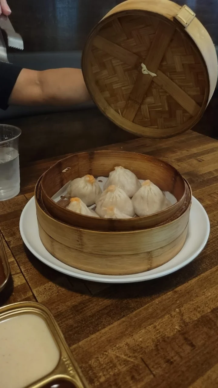 Best Chinese Restaurants in Broadway — 27 Ranked
