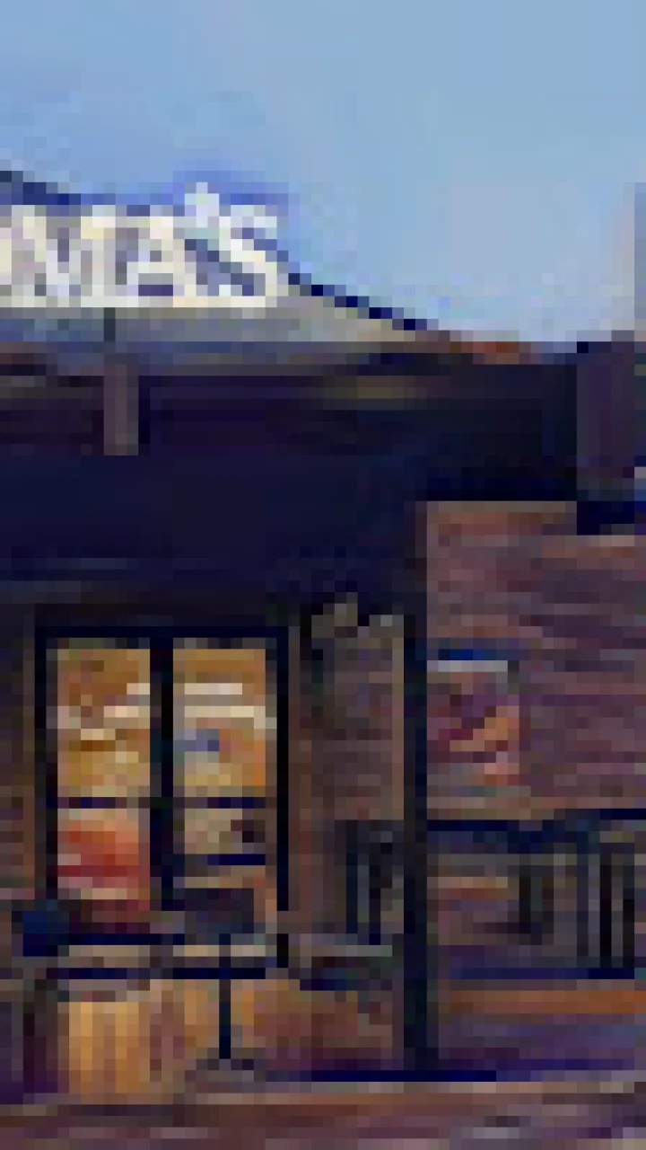 Experience Tony's Roma
