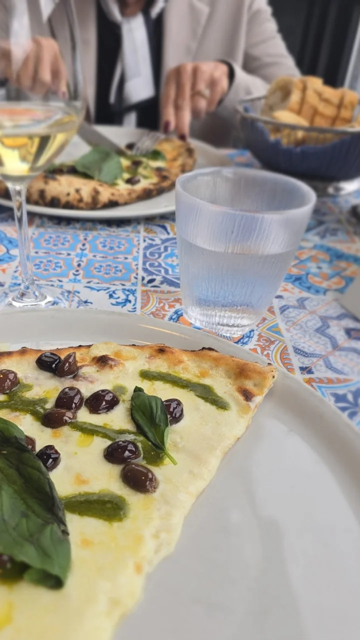 Best Pizza in Arona According to 8,081 Reviews