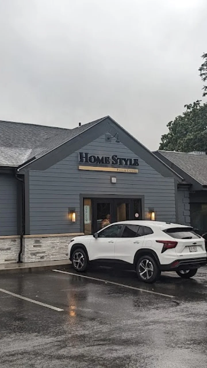 Homestyle Pizza Signature Dishes