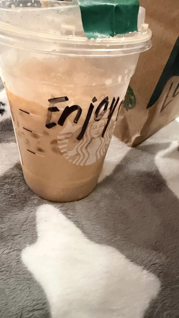 Discover Starbucks in Del Mar