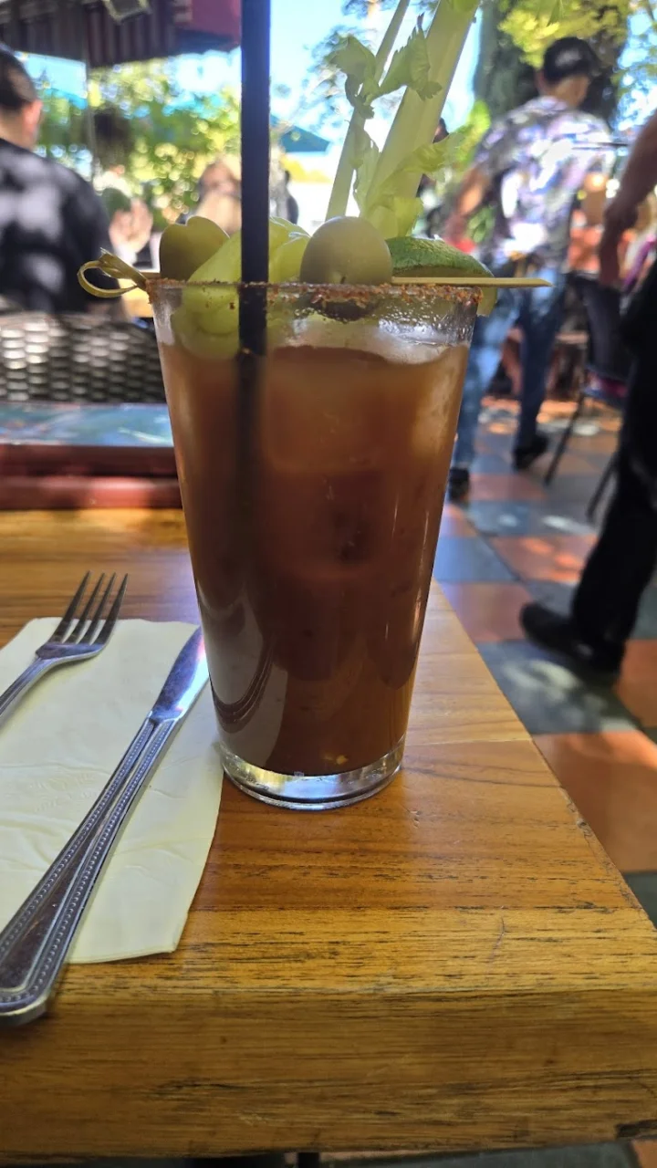 Dónde comer tarde en Sacramento: abiertos después de las 23h