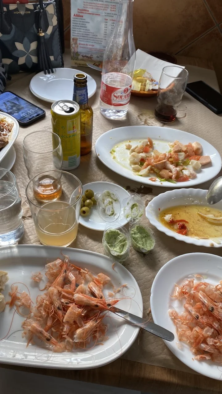 Comer bien y barato en Sanlúcar de Barrameda: guía con precios reales
