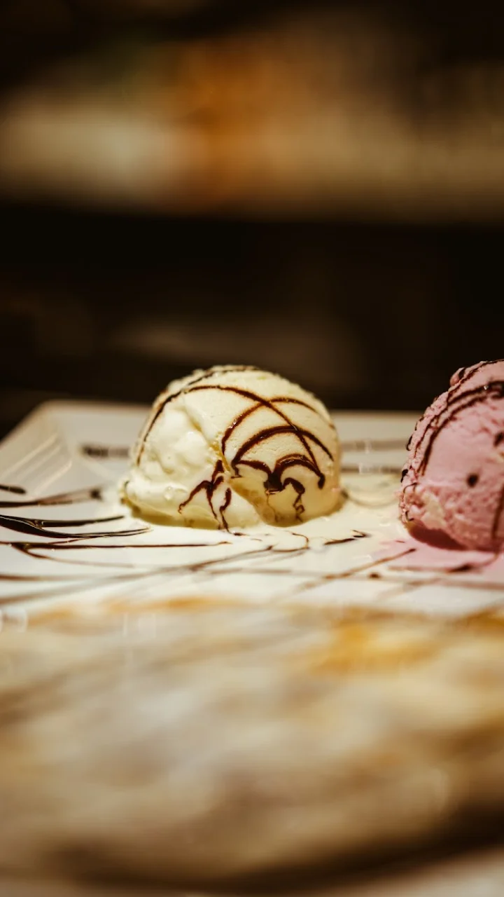 Vive Zucca Lounge & Restaurant