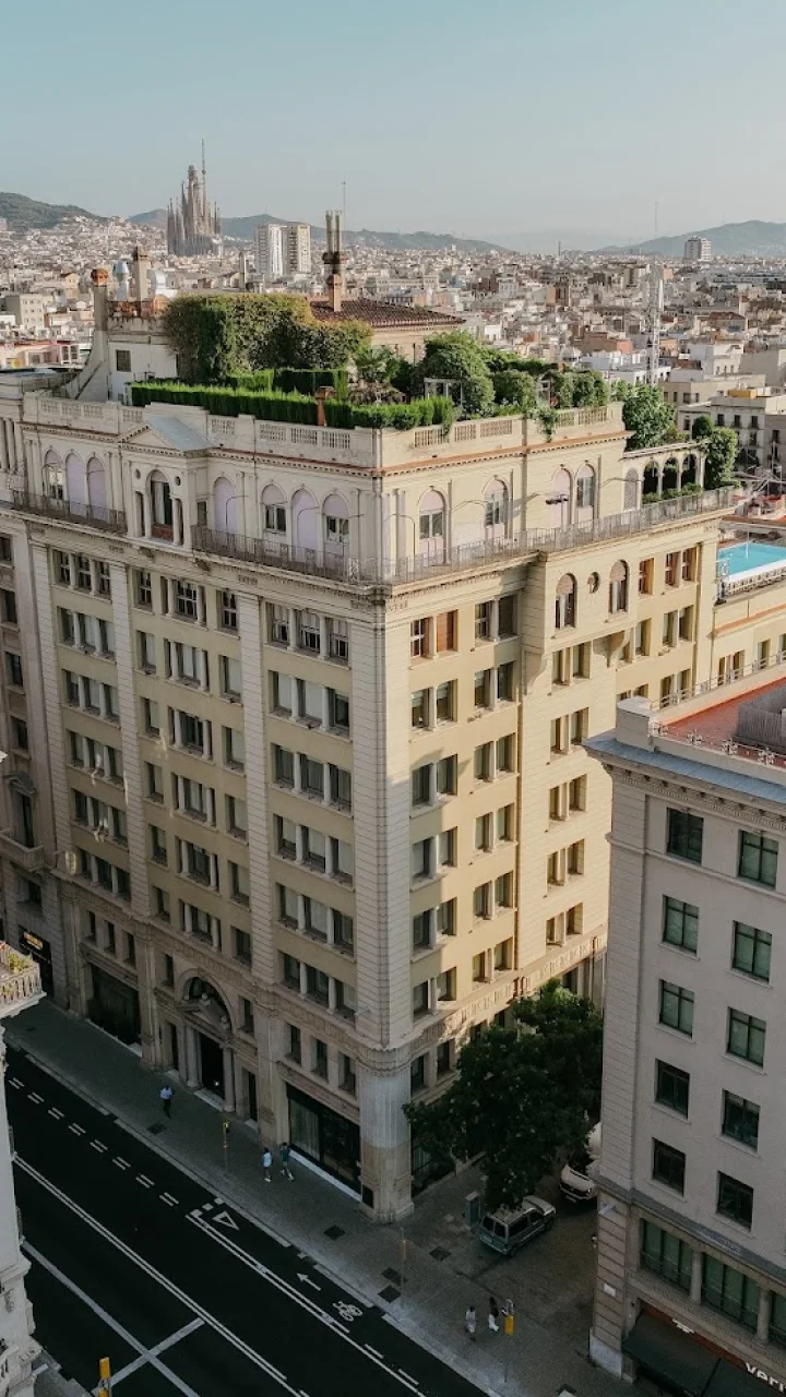 Vive Grand Hotel Central, an SLH Hotel