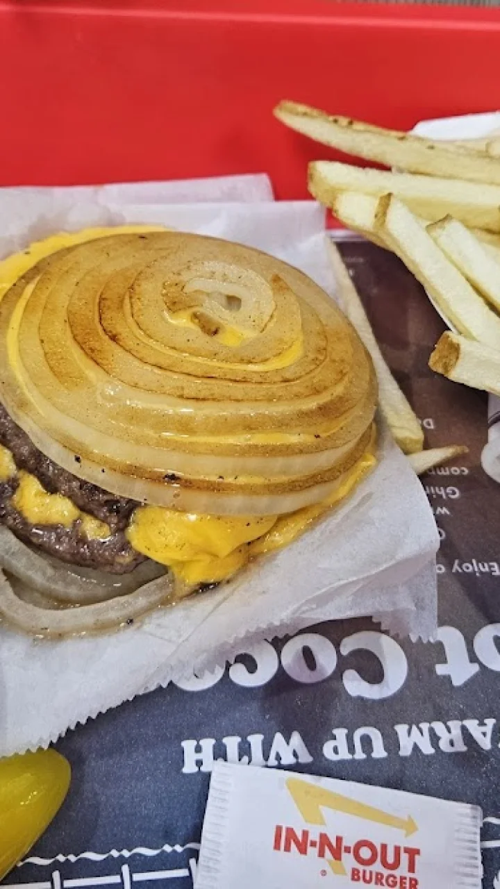 Las mejores hamburguesas de Elk Grove — 16 clasificados