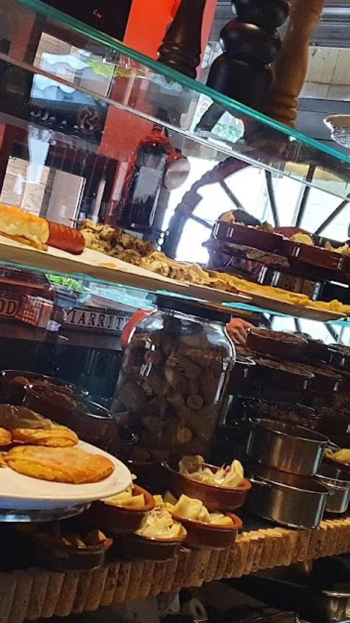 Vive BODEGA Biarritz 1881 Tapas bar