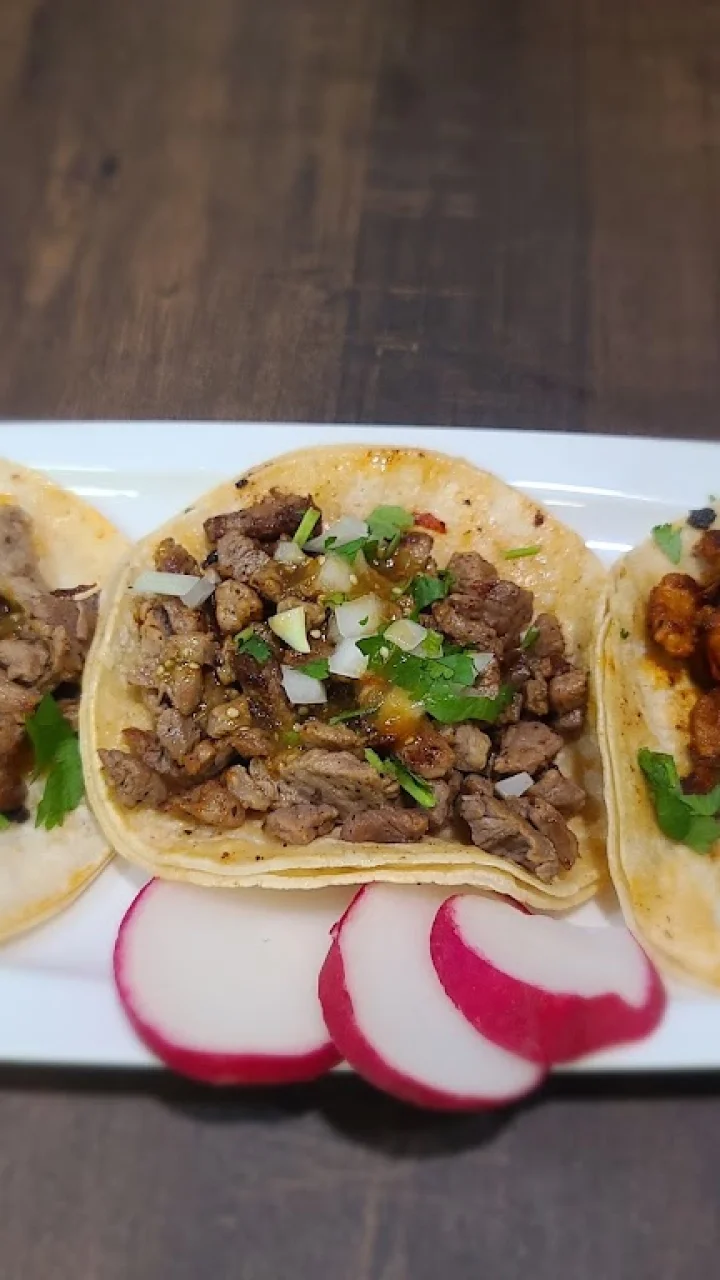 Comer bien y barato en Zaragoza: guía con precios reales