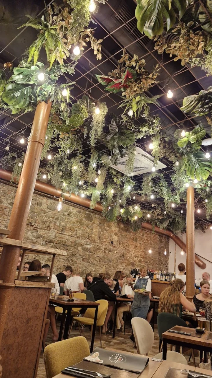 Best Pizza in Málaga According to 24,754 Reviews