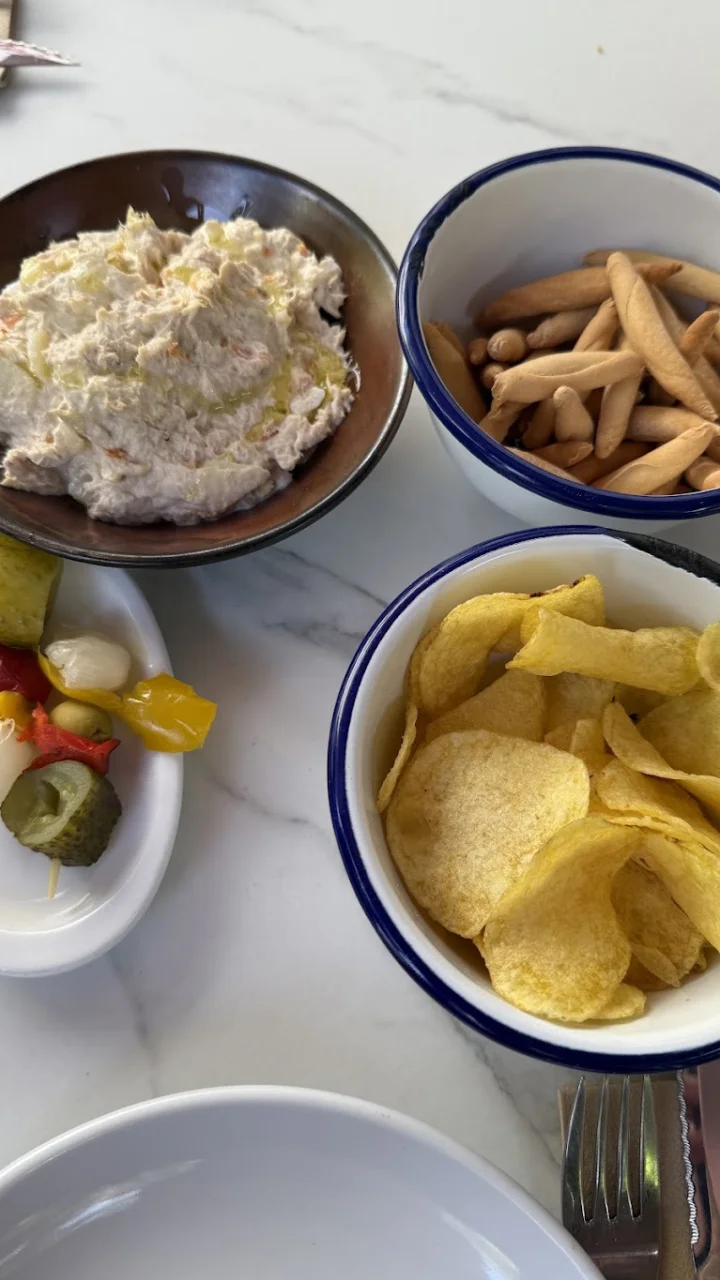 Comer bien y barato en Ajalvir: guía con precios reales