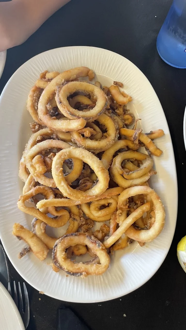 Dónde comer tarde en Torrelavega: abiertos después de las 23h