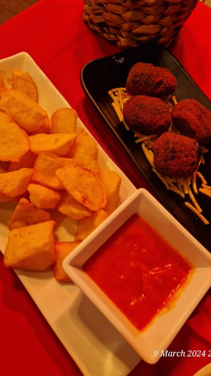 Dondenando Signature Dishes