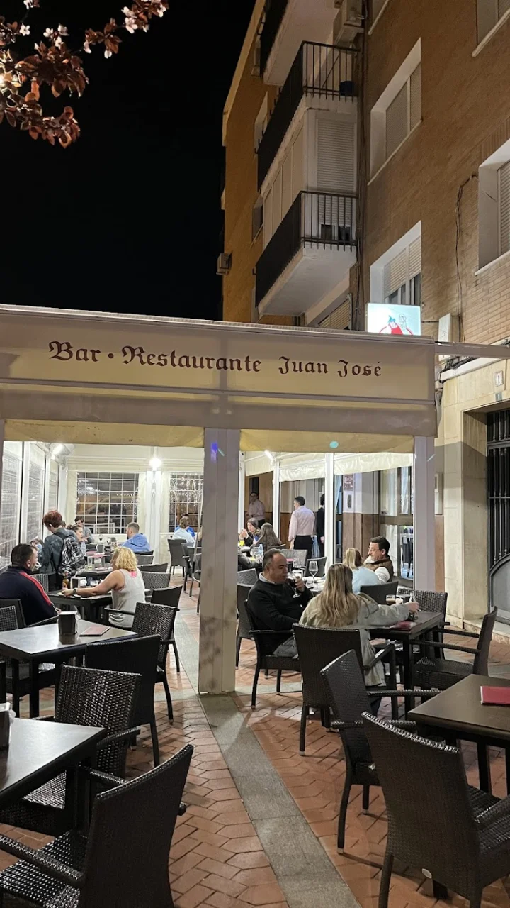 Comer bien y barato en Huelva: guía con precios reales