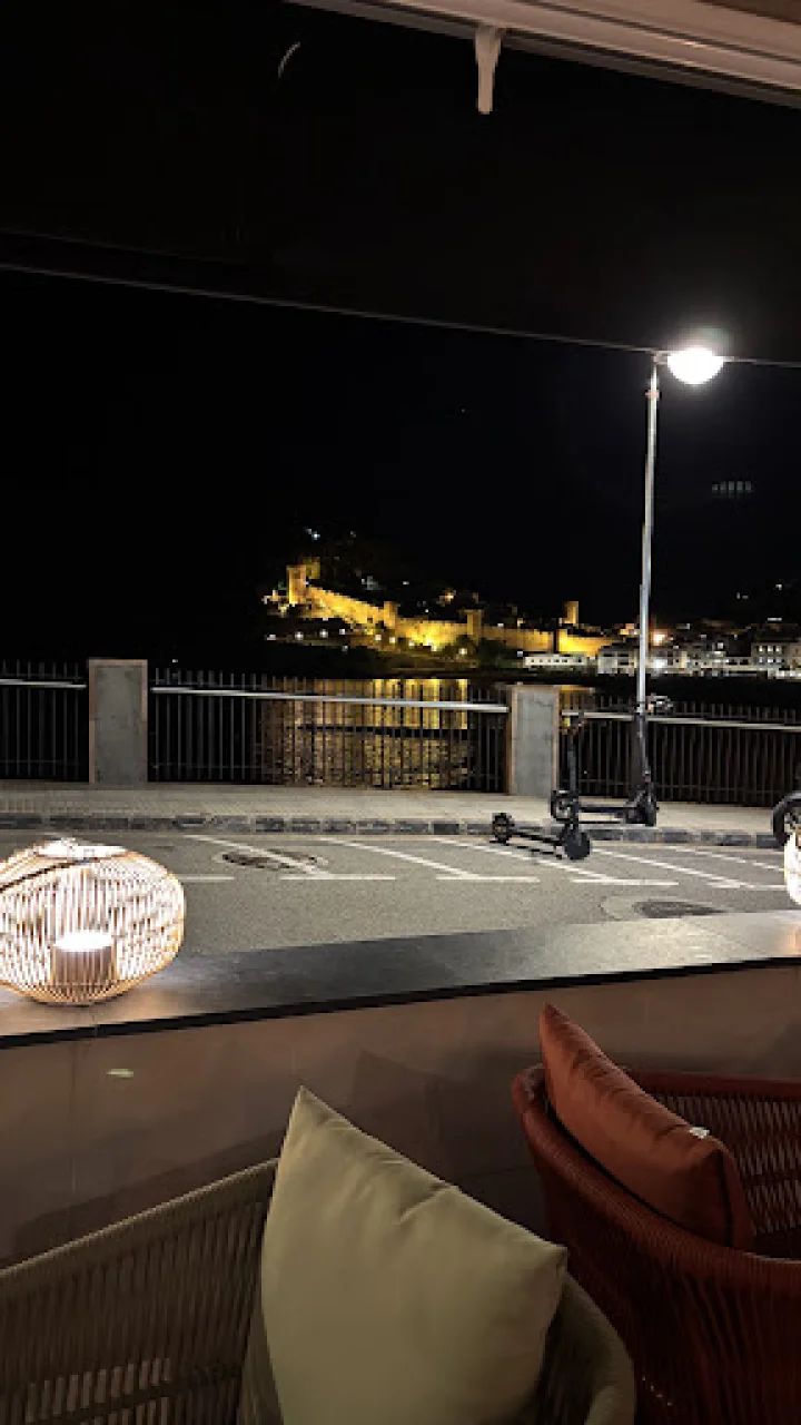 Joyas ocultas en Tossa de Mar: restaurantes increíbles que pocos conocen