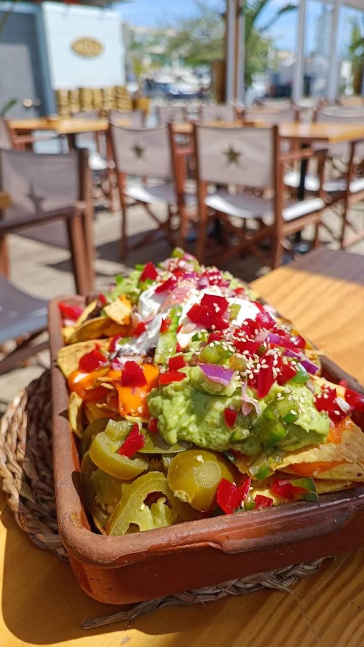 Dónde comer tarde en Castelldefels: abiertos después de las 23h