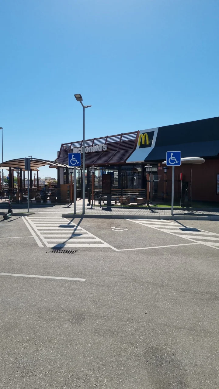 McDonald's Signature Dishes
