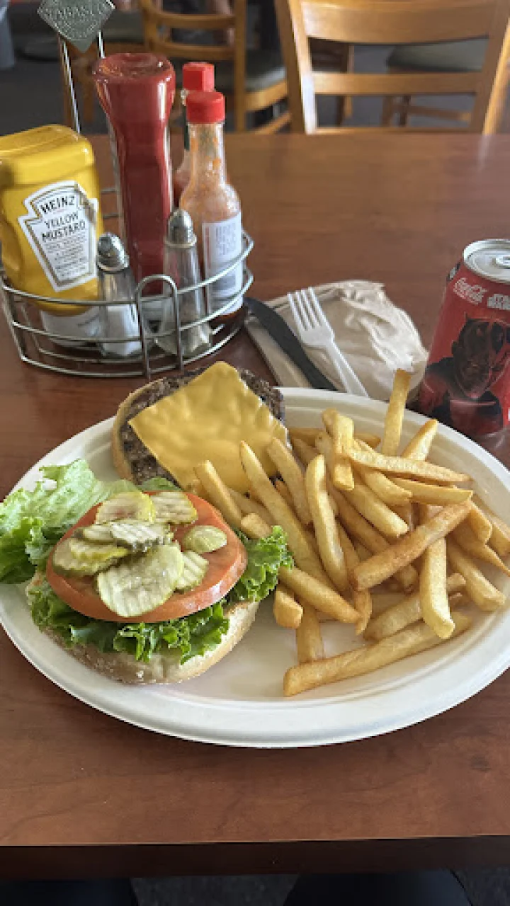 Balboa Encino Clubhouse Signature Dishes